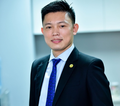 Đặng Đình Tuấn (Robert Dang)